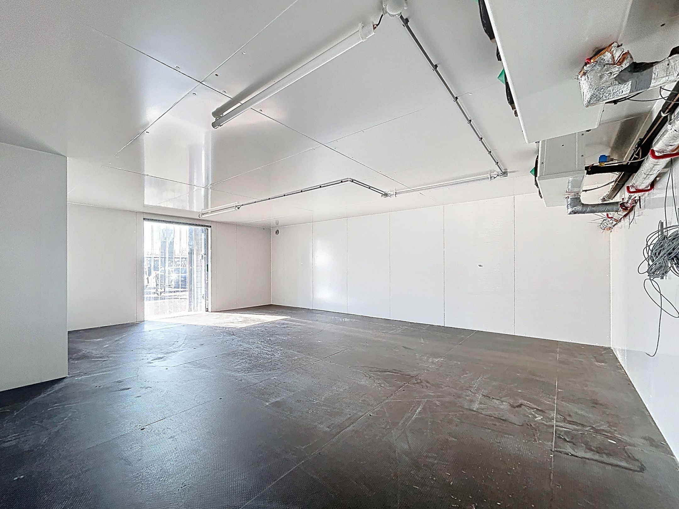 Photo 6 of Expeditieweg 68