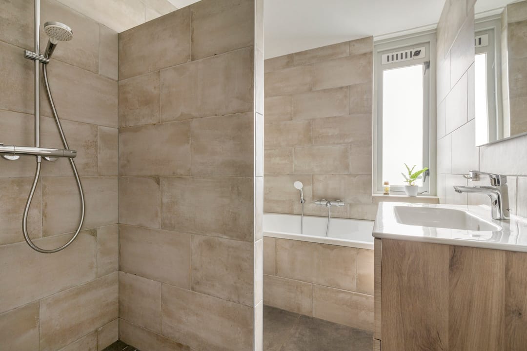 Photo 11 of Zwaluw 12