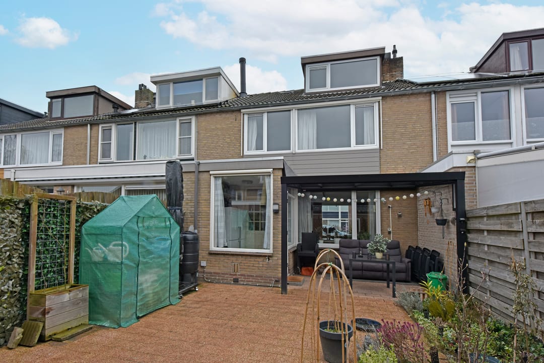 Foto 16 van Larixstraat 19