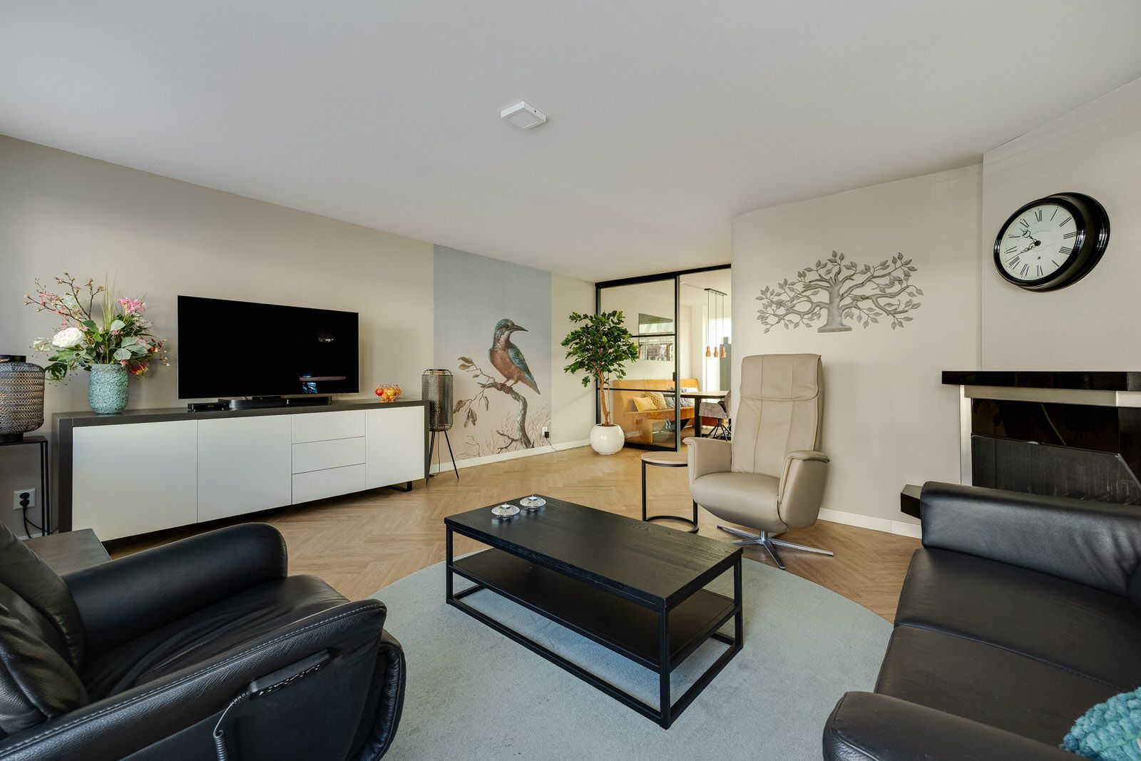 Photo 15 of Jachterf 11