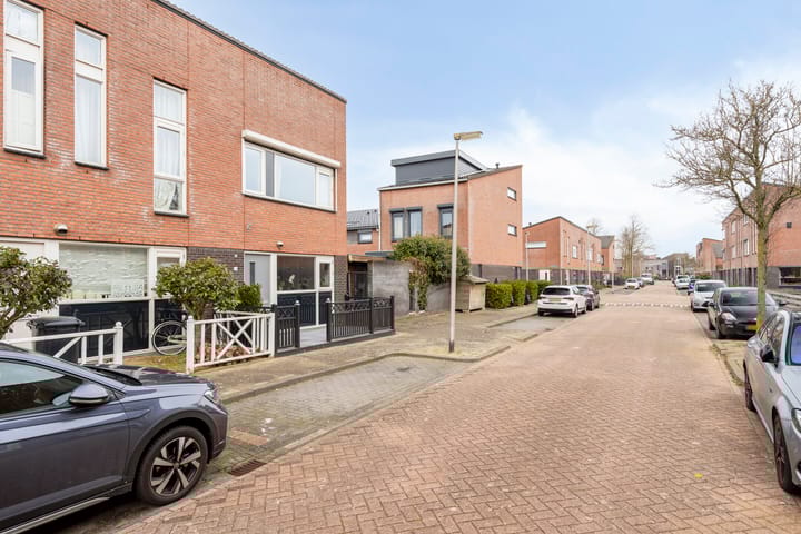 Photo 2 of Milongastraat 16