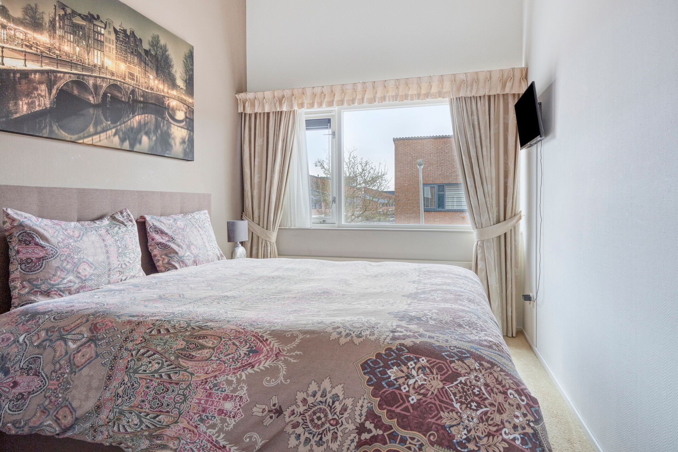 Foto 15 van Milongastraat 16