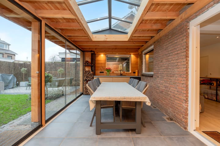 Photo 3 of Nassaustraat 6