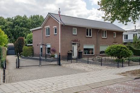Woestijnweg thumbnail