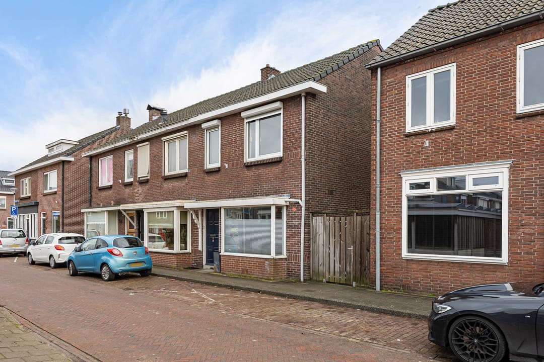 Foto 1 van Esdoornstraat 9