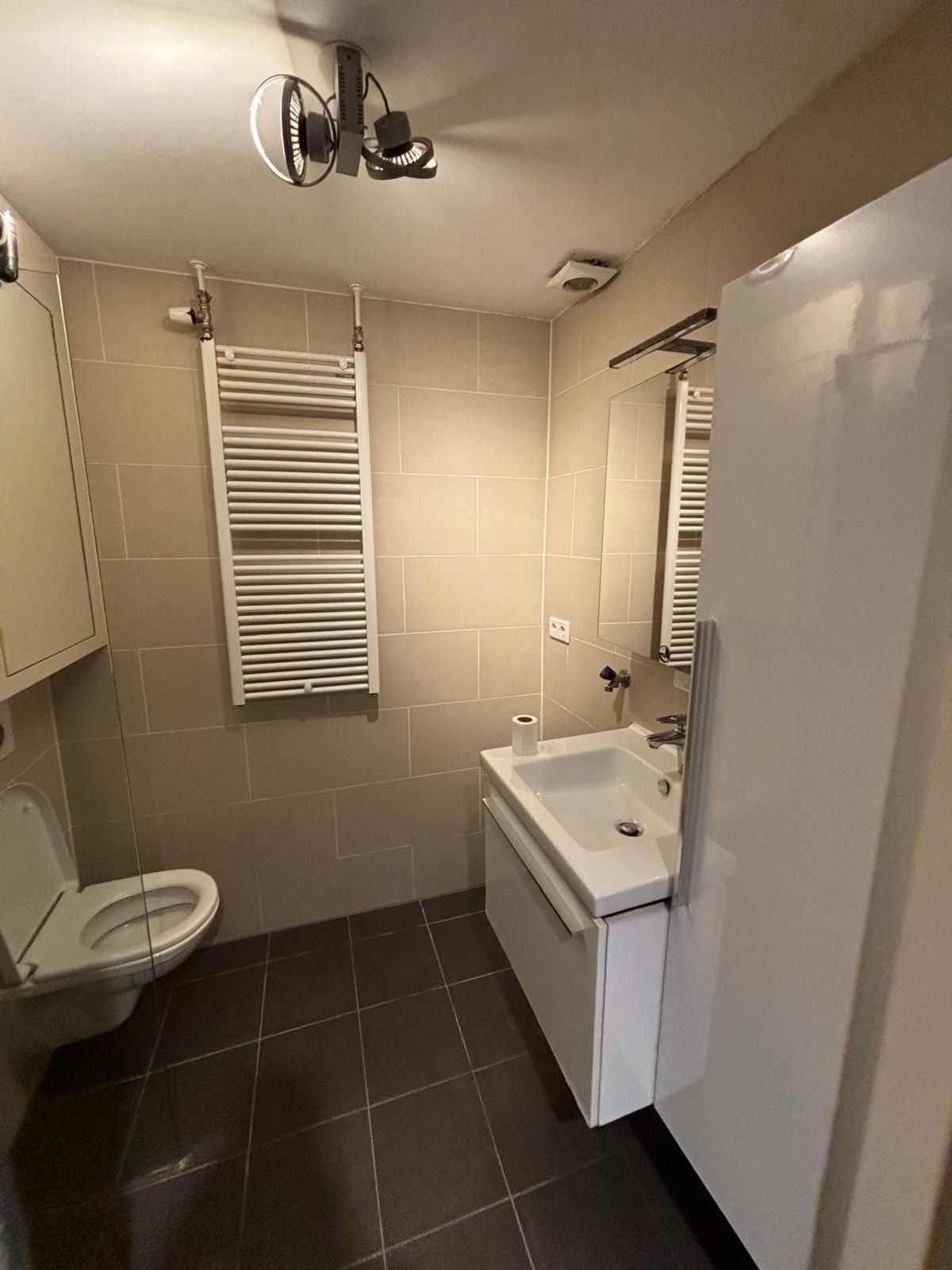 Foto 15 van Warmoesstraat 60-3