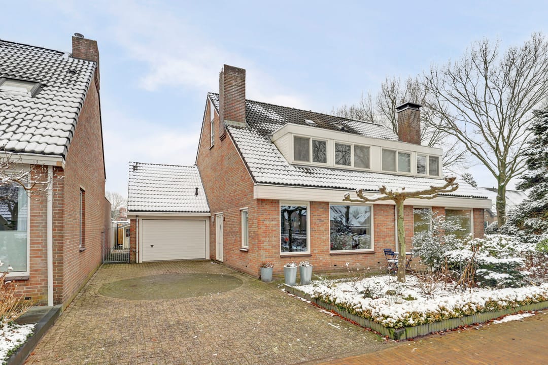 Foto 1 van Klompenmaker 11