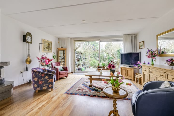 Photo 2 of Carillonlaan 34