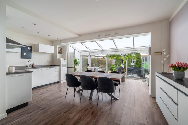 Foto 2 van Julianalaan 23