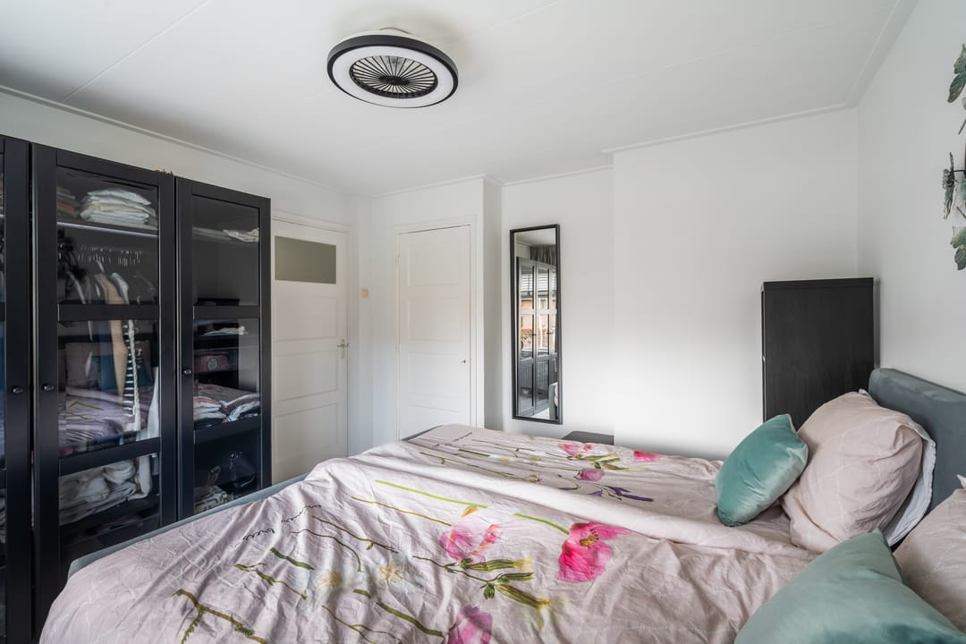 Foto 28 van Julianalaan 23