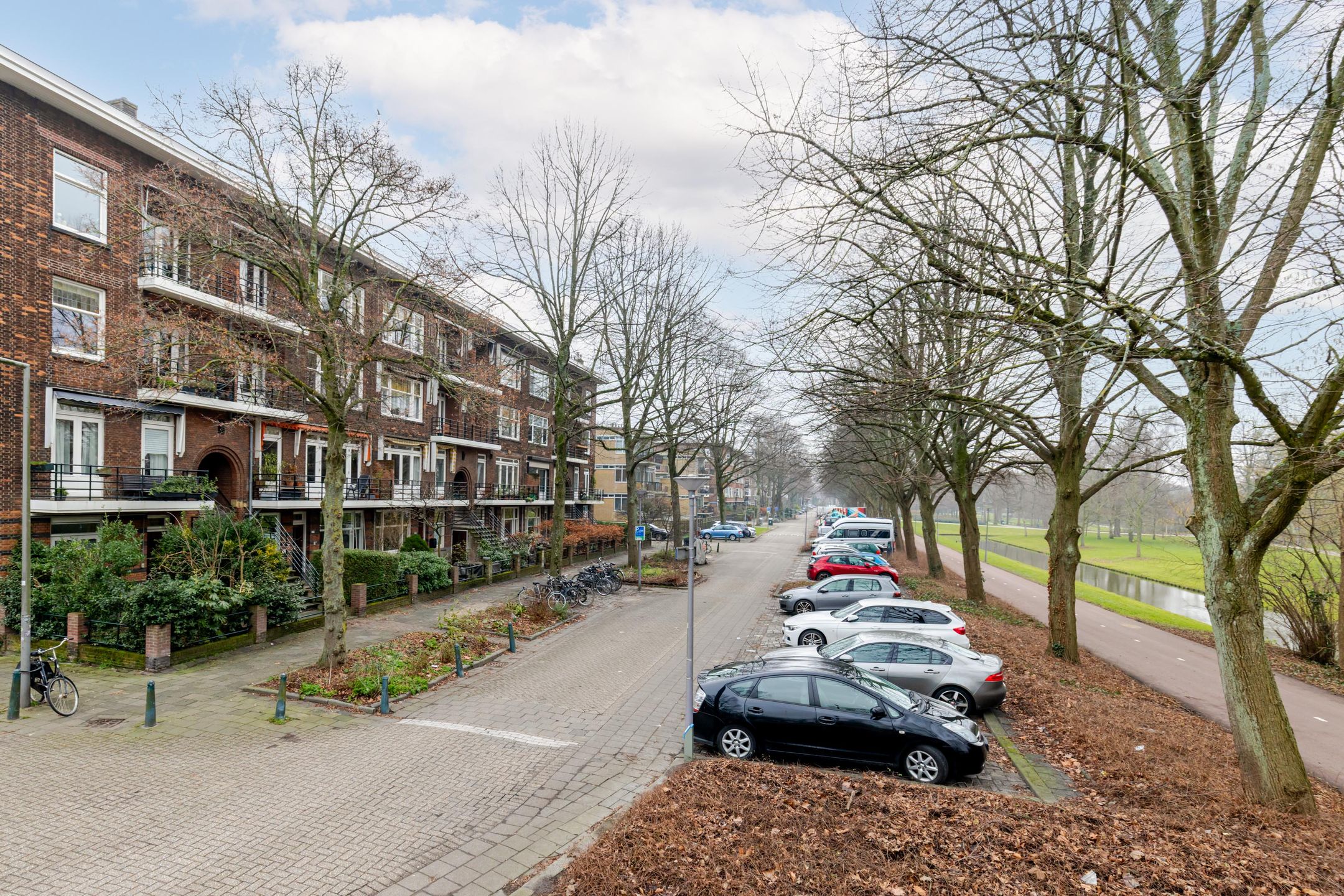 Foto 33 van Vroesenlaan 13-B