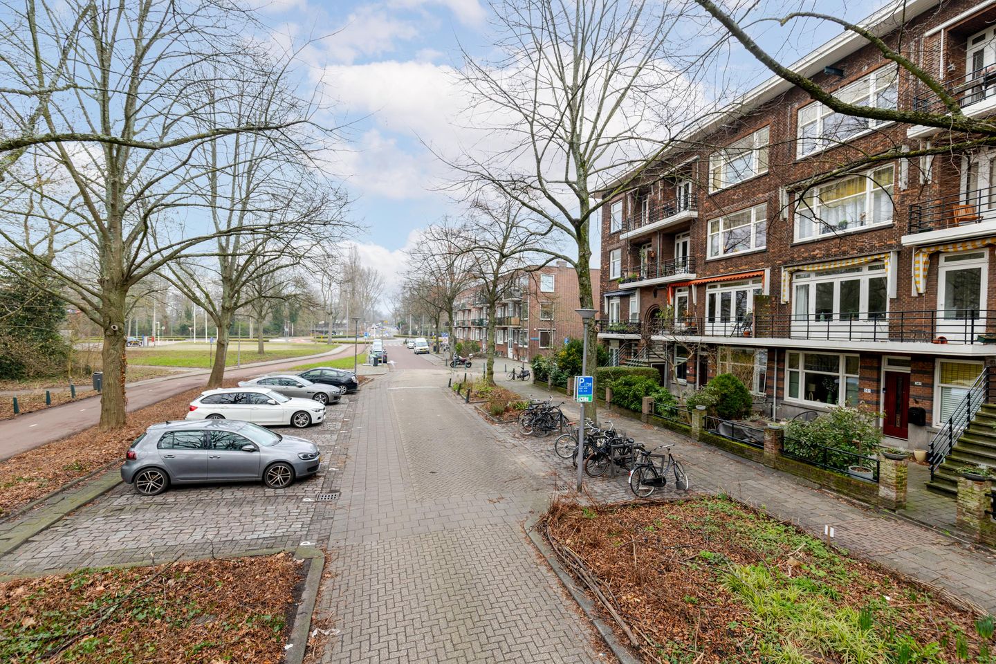 Foto 34 van Vroesenlaan 13-B