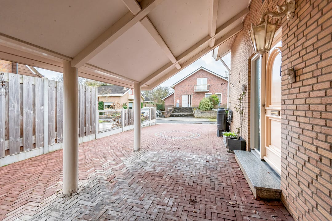 Photo 8 of Tulpstraat 9