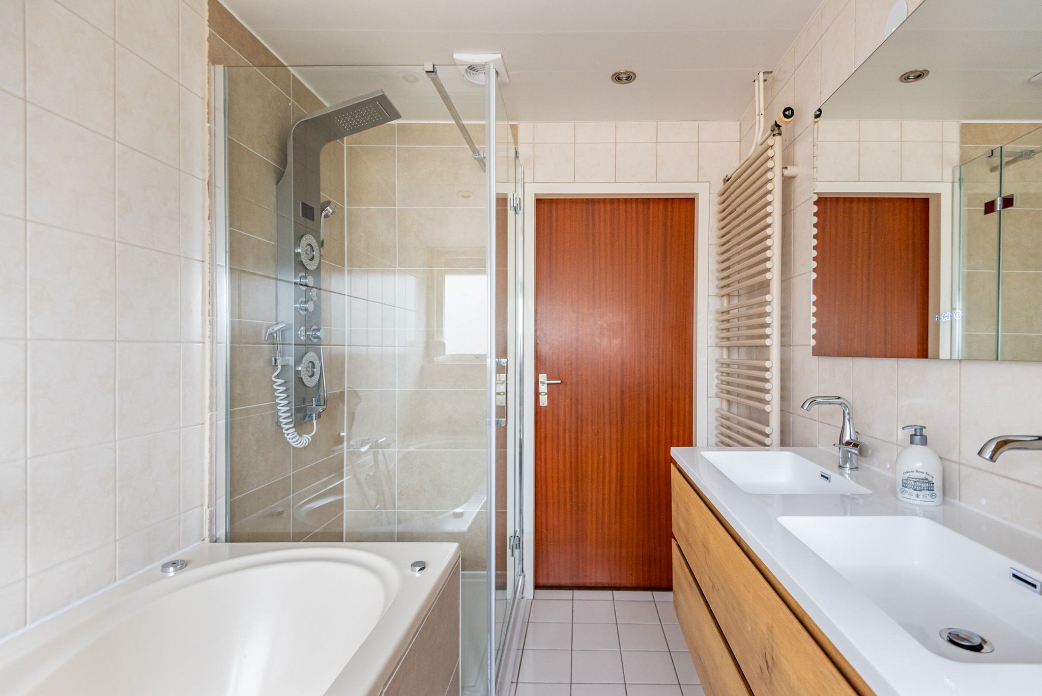 Photo 48 of Tulpstraat 9