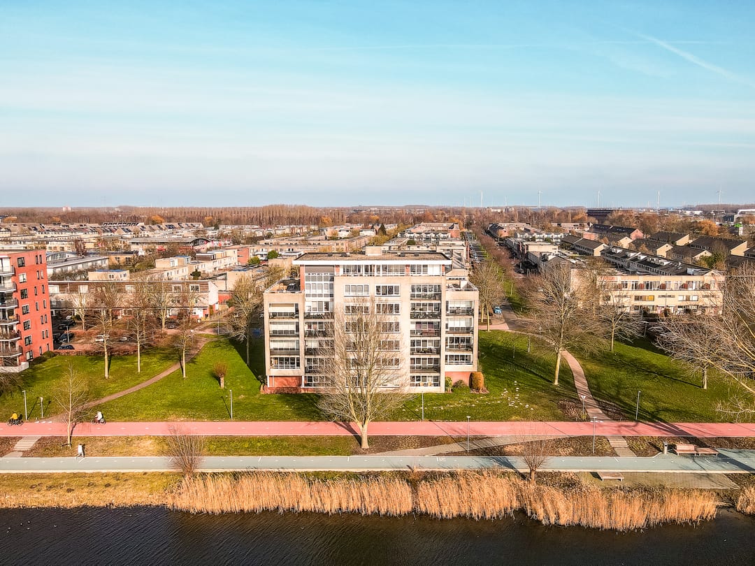 Foto 38 van Fellinilaan 426