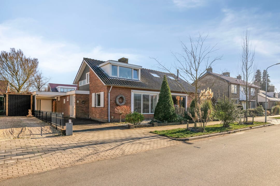 Foto 2 van Clarendallaan 12