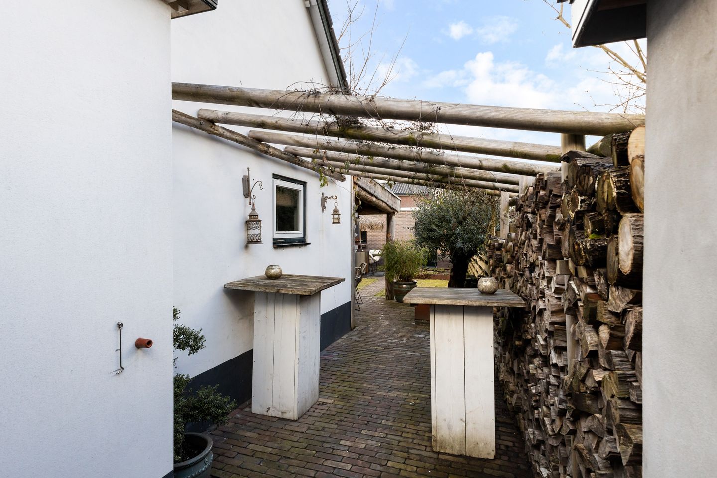 Foto 35 van Molenstraat 192