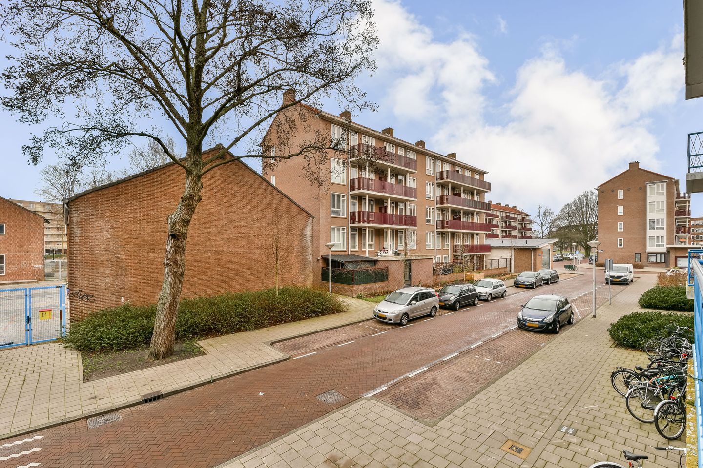 Photo 5 of Jacques Oppenheimstraat 16-H