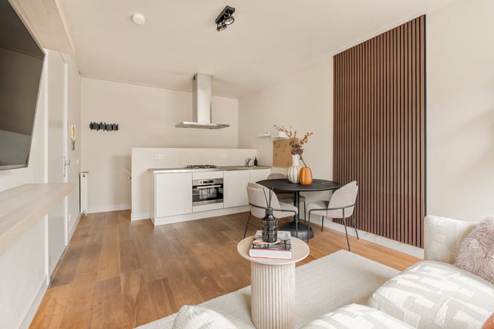 Foto 4 van Jacob van Lennepkade 64-HV