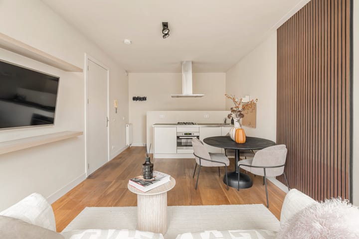 Foto 5 van Jacob van Lennepkade 64-HV