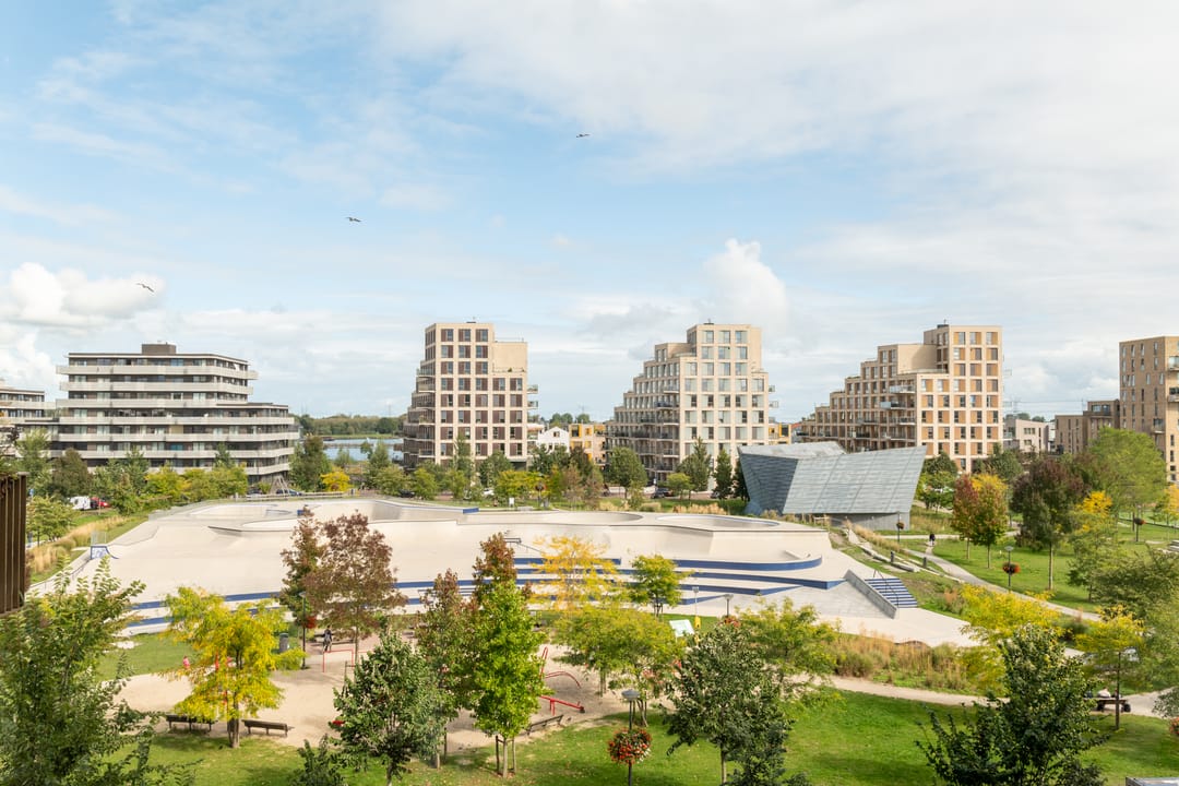 Modern Ground Floor Apartment with Large Southwest-Facing Garden in Sportheldenbuurt — 22