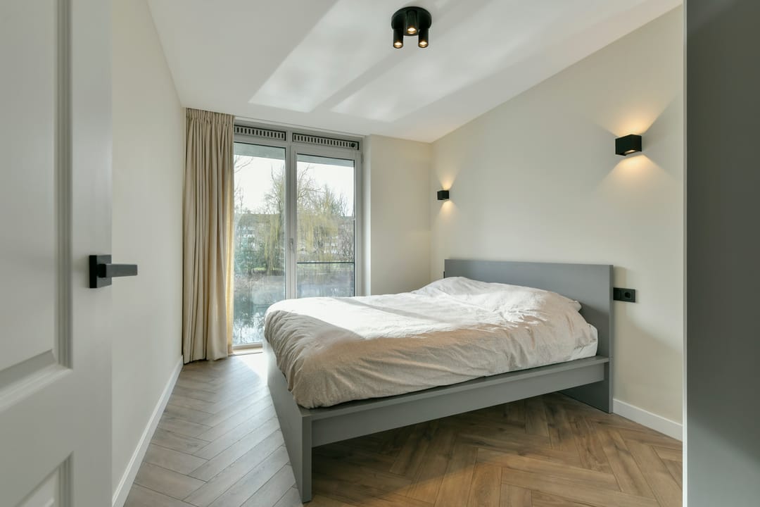 Foto 8 van Osdorper Ban 811-B