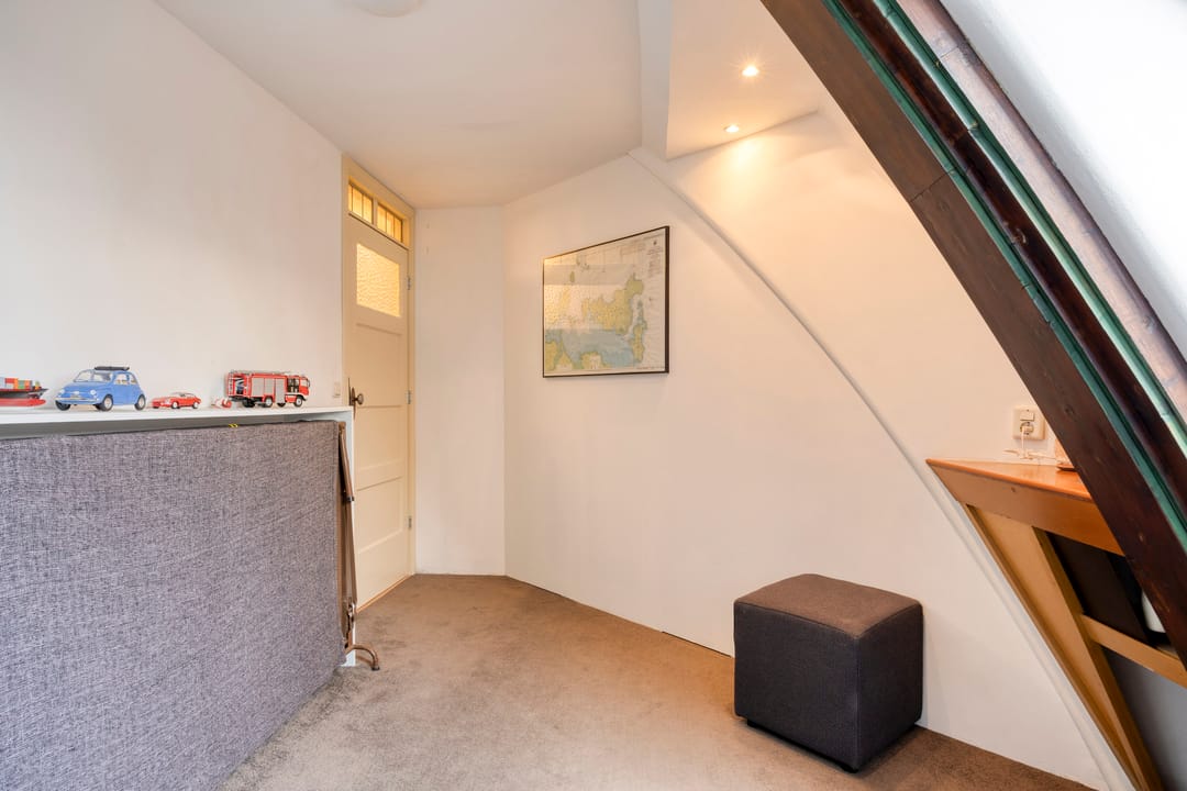 Photo 88 of Alcorplein 13-B