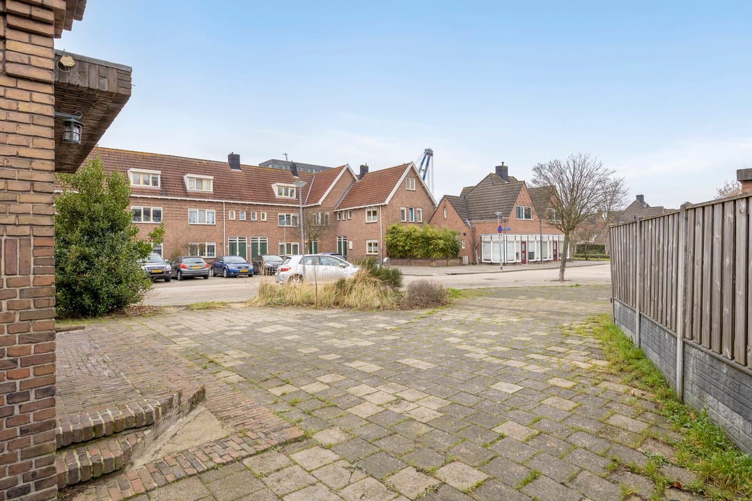 Photo 137 of Alcorplein 13-B