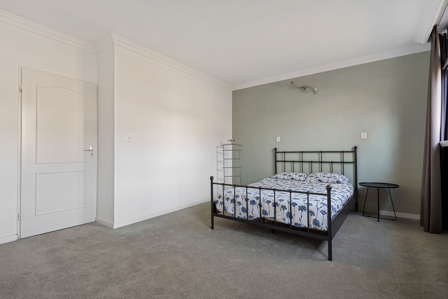 Foto 19 van Adelaartlaan 62