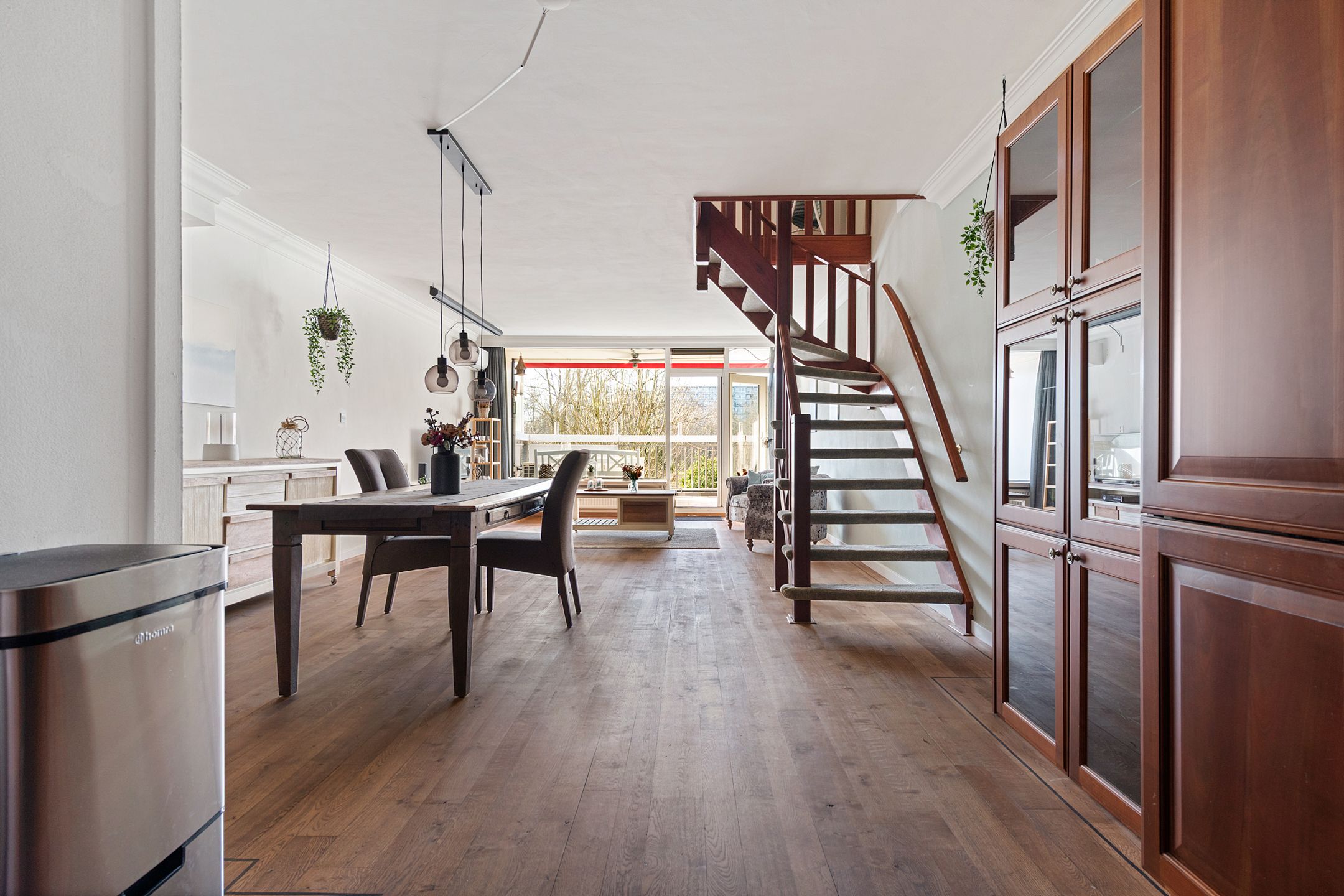 Foto 21 van Adelaartlaan 62