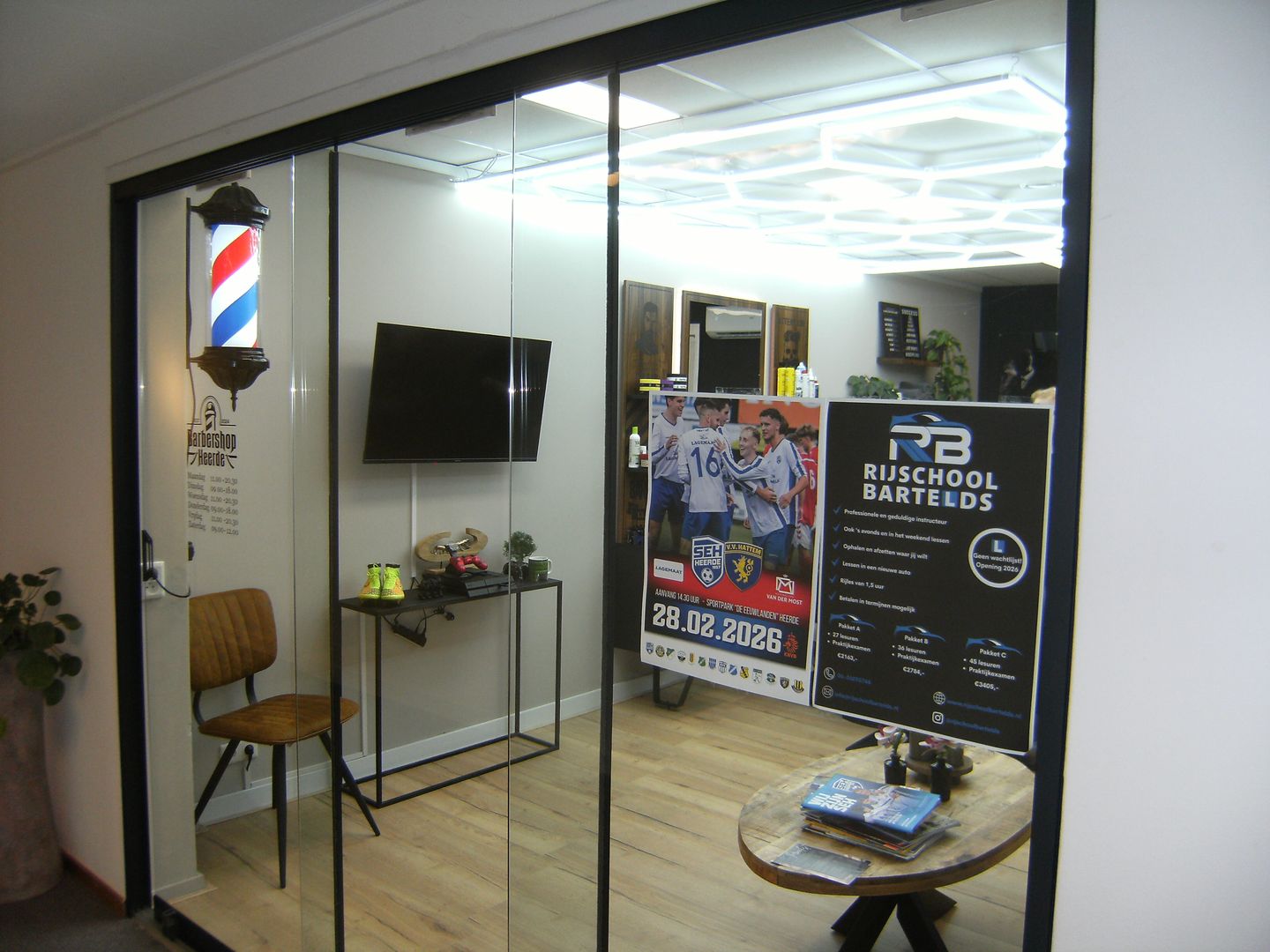 Bekijk foto 3 van Dorpsstraat 35