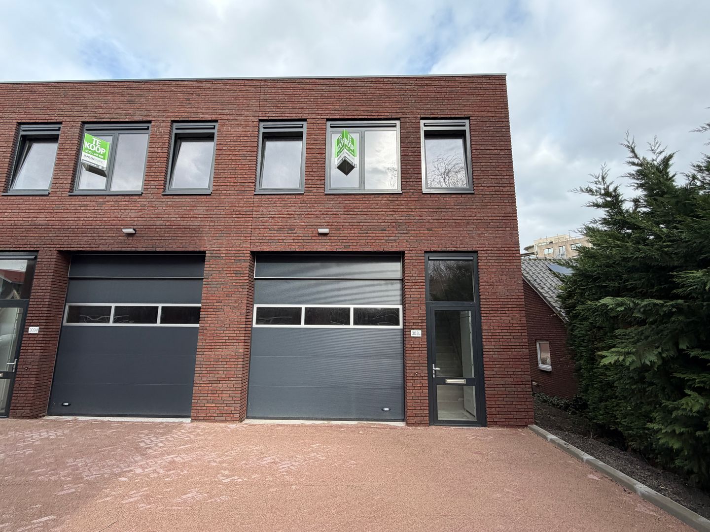 Bekijk foto 1 van Boeingavenue 303-L