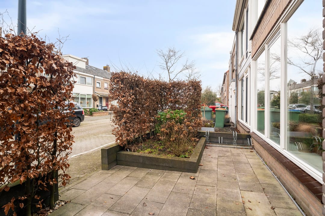 Photo 41 of Arnold van Leuvenstraat 8