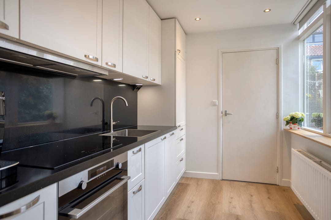 Photo 7 of Ferdinand Bolstraat 27