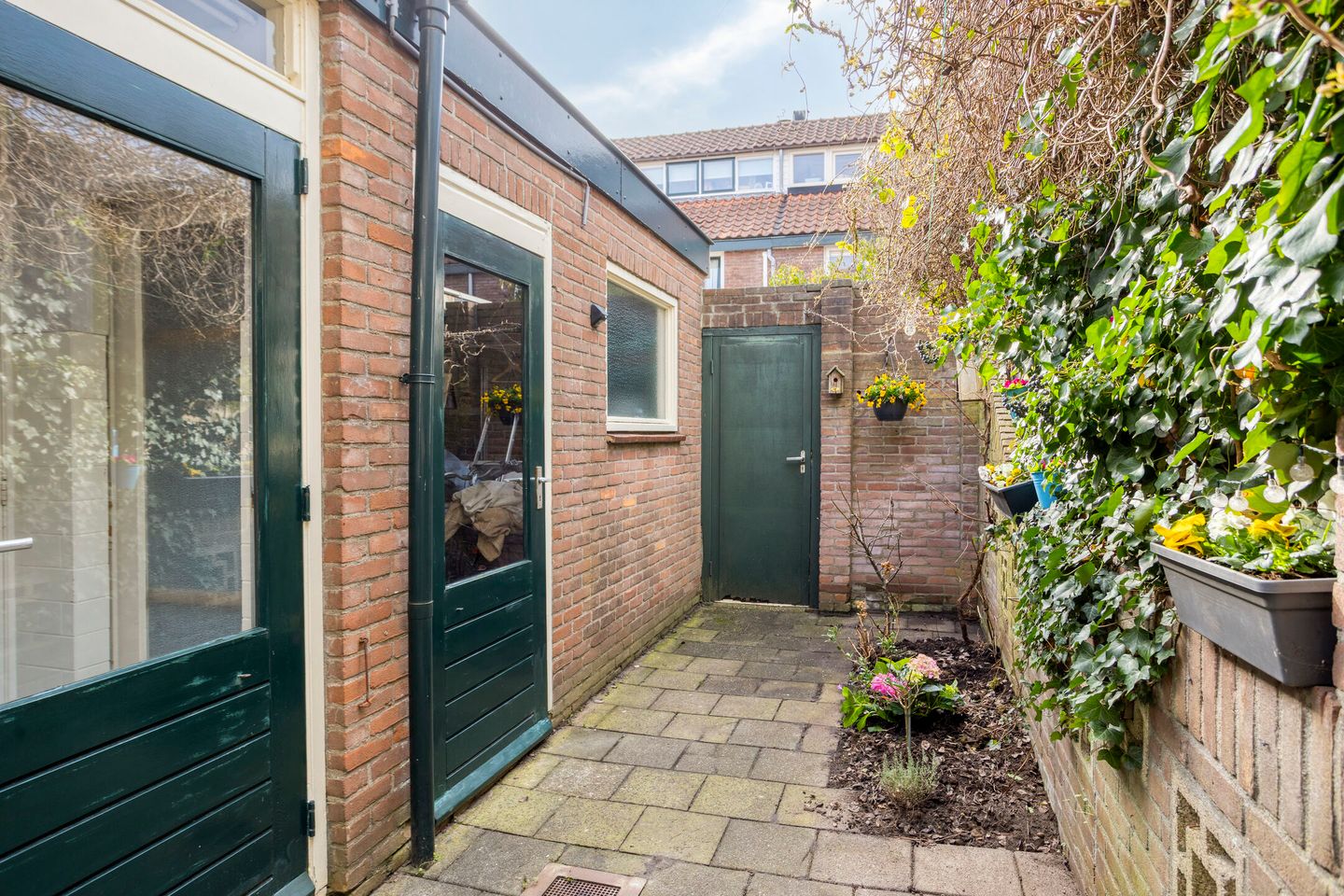 Photo 20 of Ferdinand Bolstraat 27