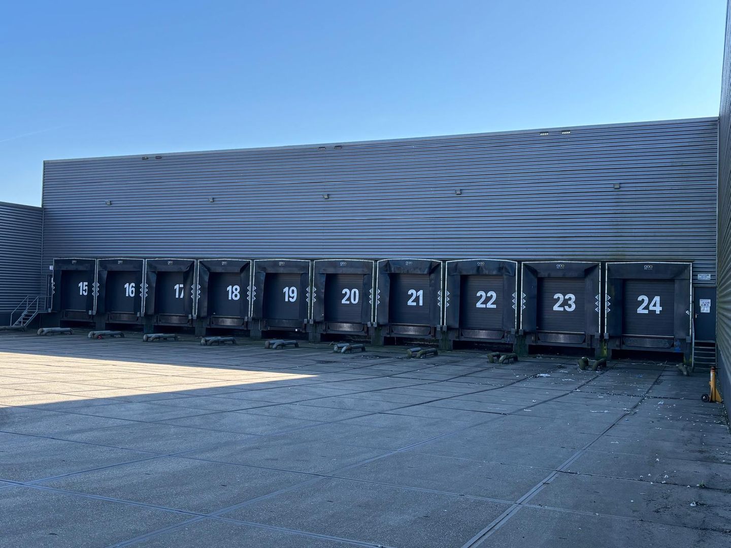 Bekijk foto 2 van Botterweg 21