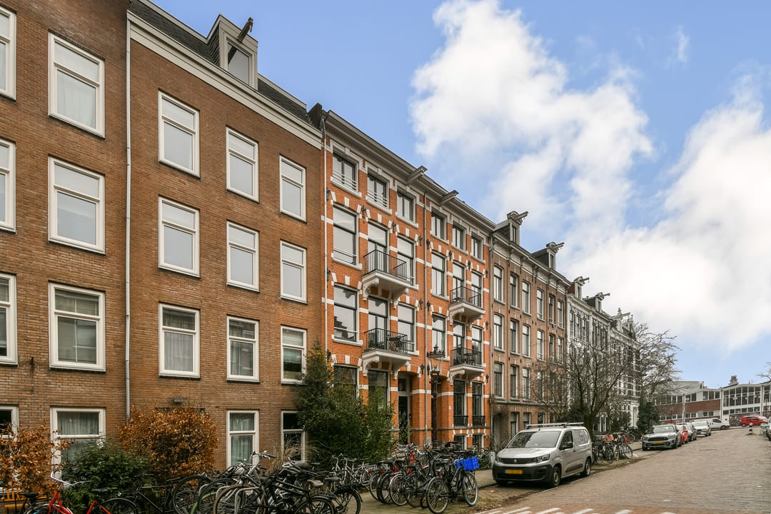 Photo 16 of Burmanstraat 16-3