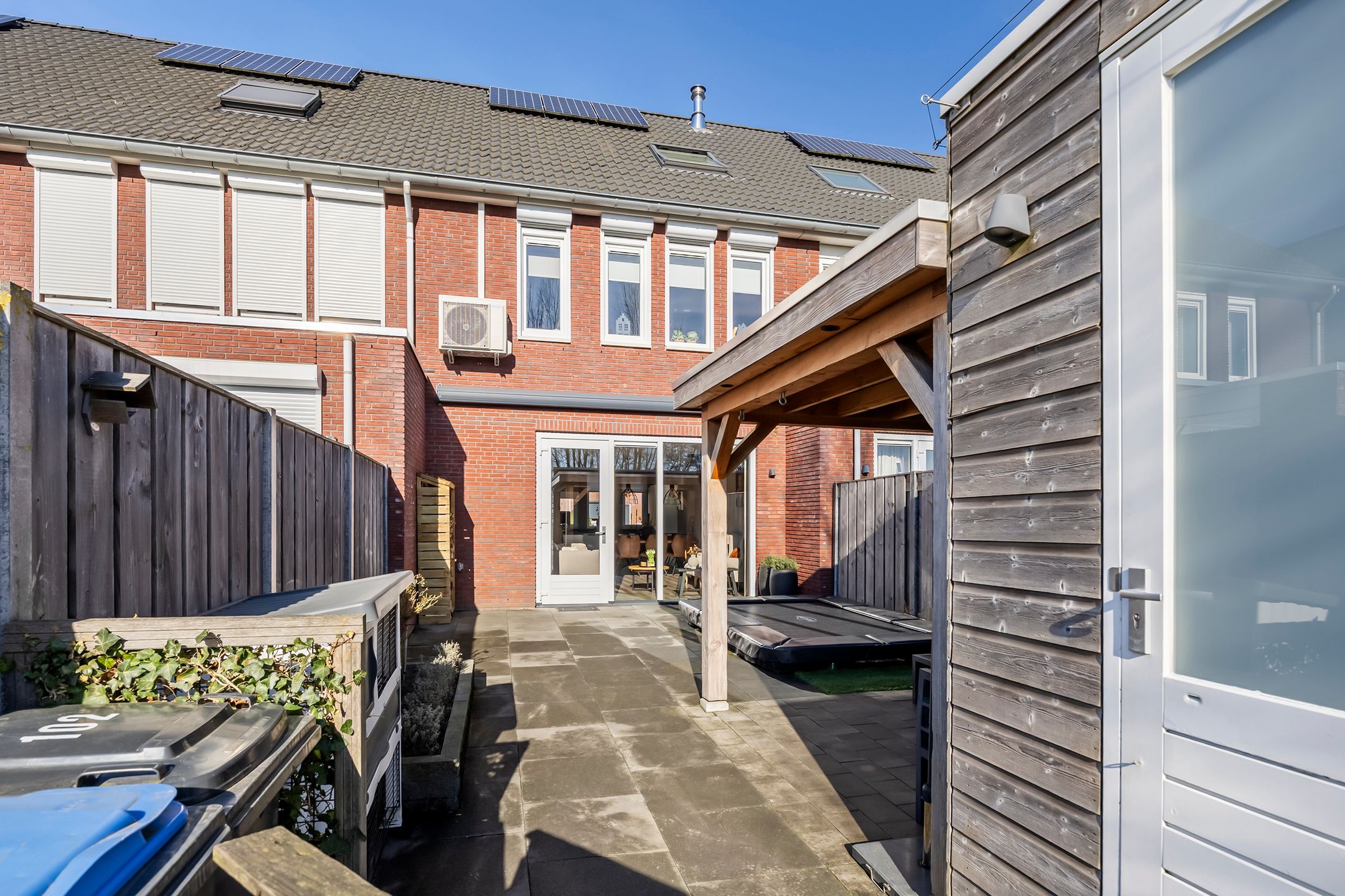 Photo 12 of Richter 102