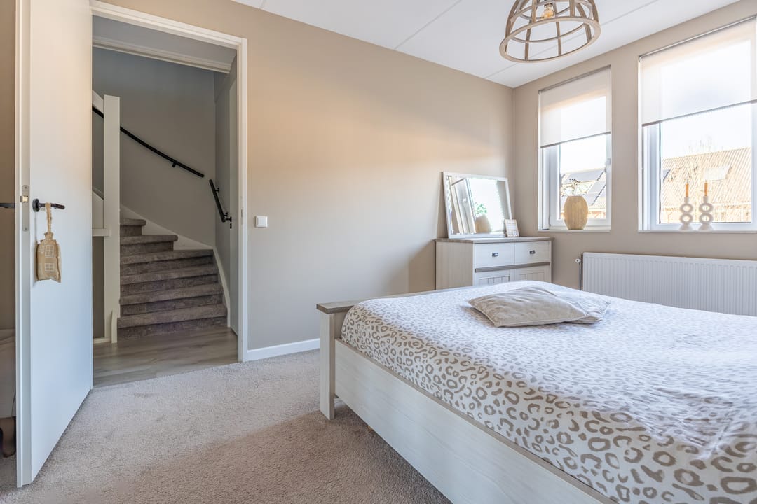 Photo 17 of Richter 102