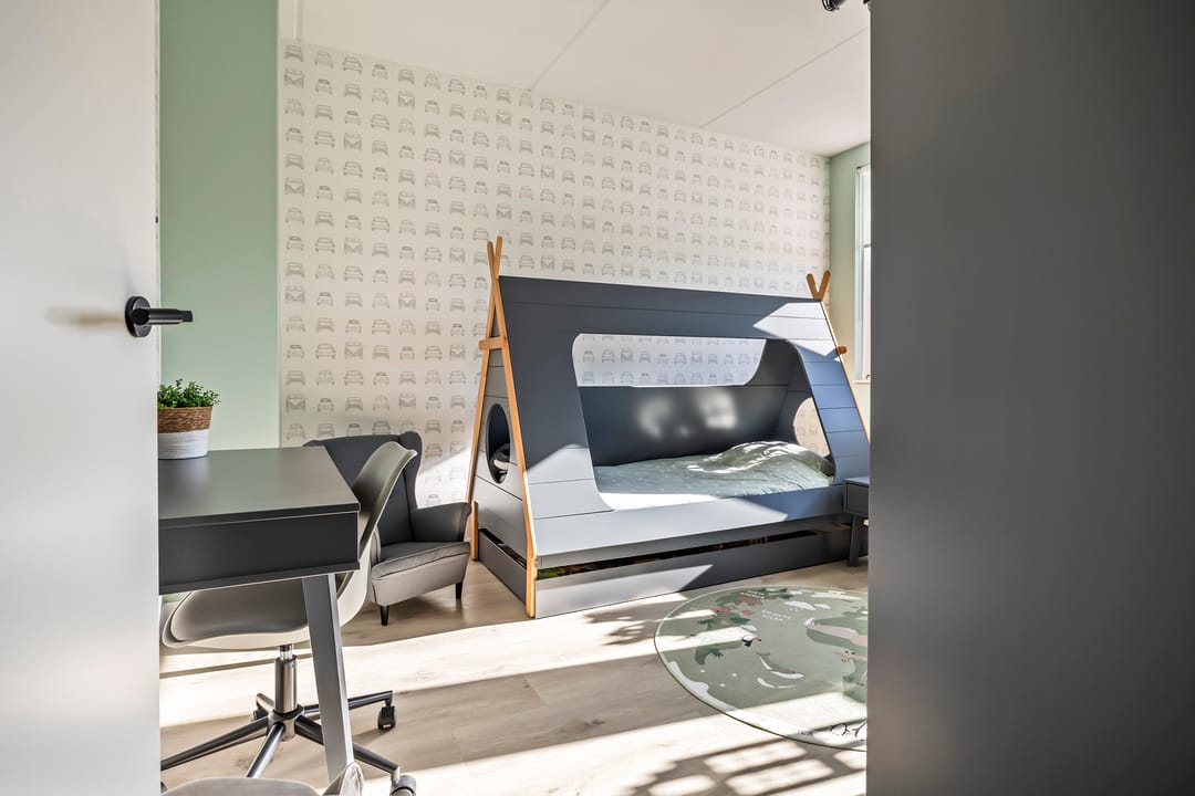 Photo 22 of Richter 102