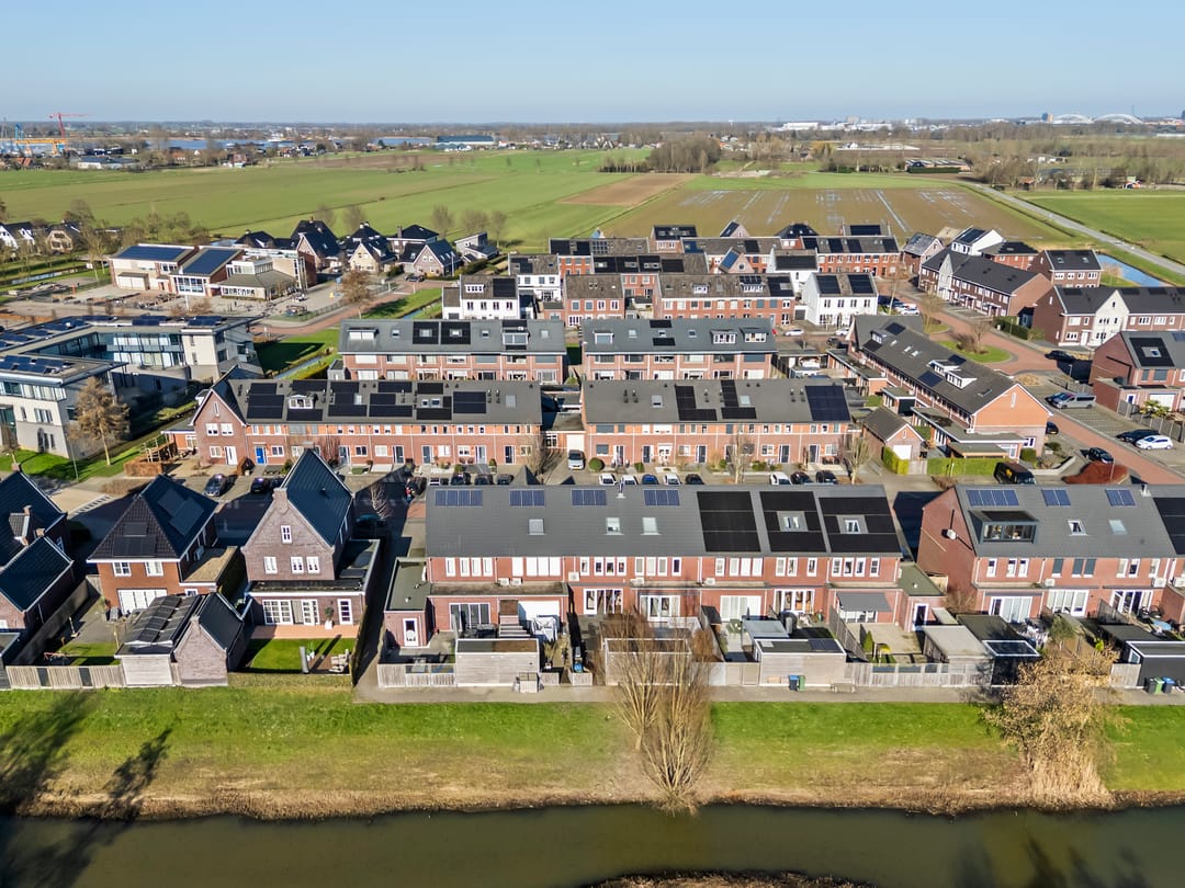 Photo 32 of Richter 102