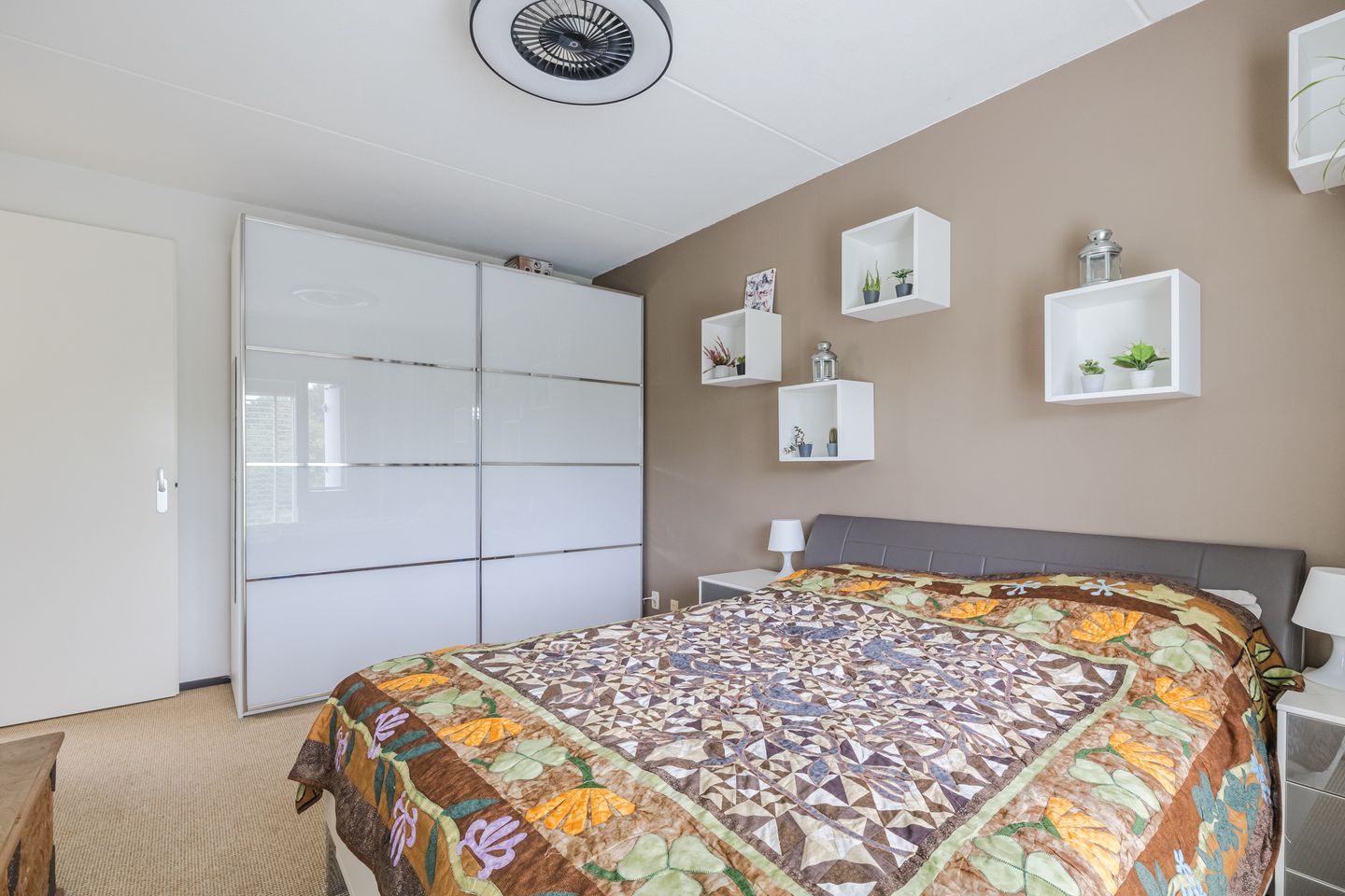 Foto 19 van Meteorenlaan 32