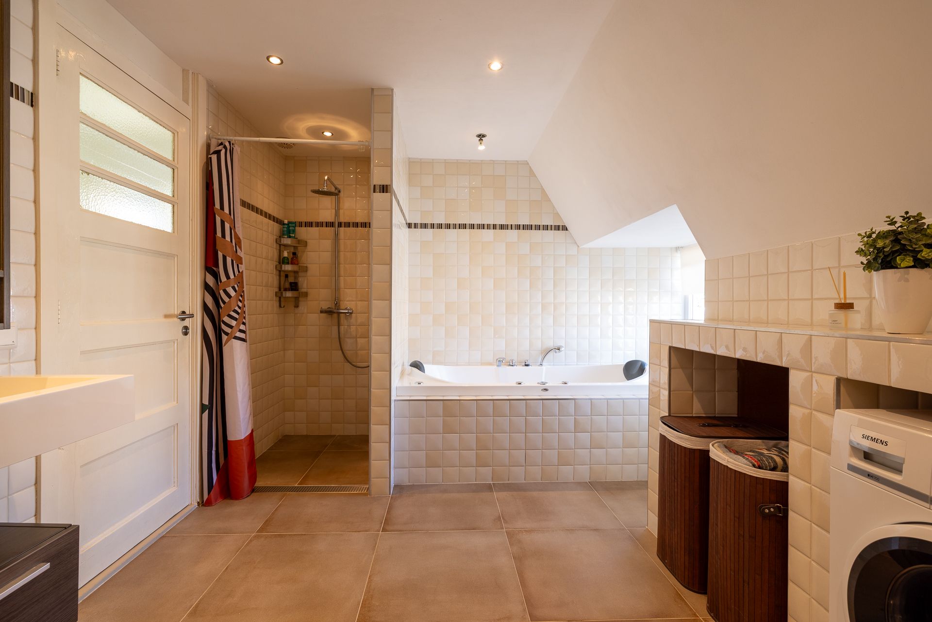 Foto 27 van Prinses Margrietlaan 20-B