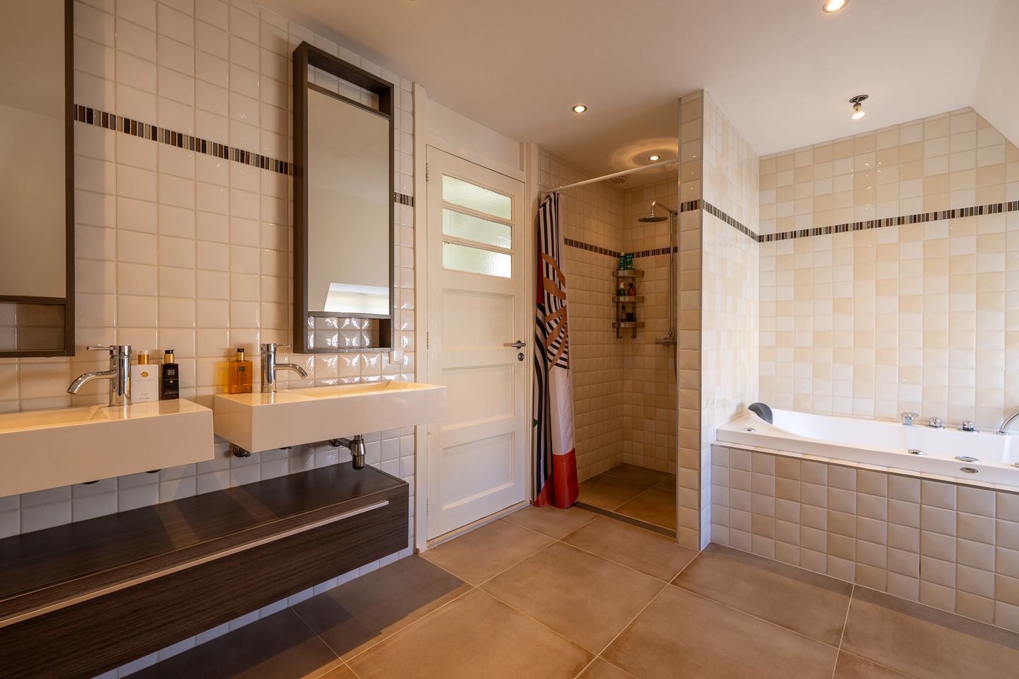 Foto 29 van Prinses Margrietlaan 20-B