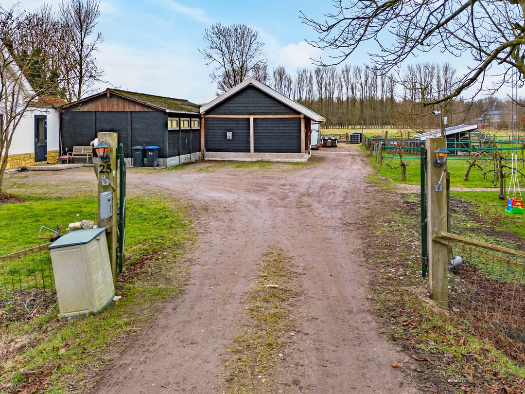 Photo 11 of Oostdijk 25