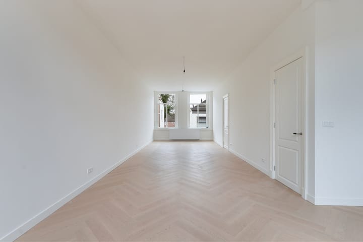 Photo 2 of Kromhout 41