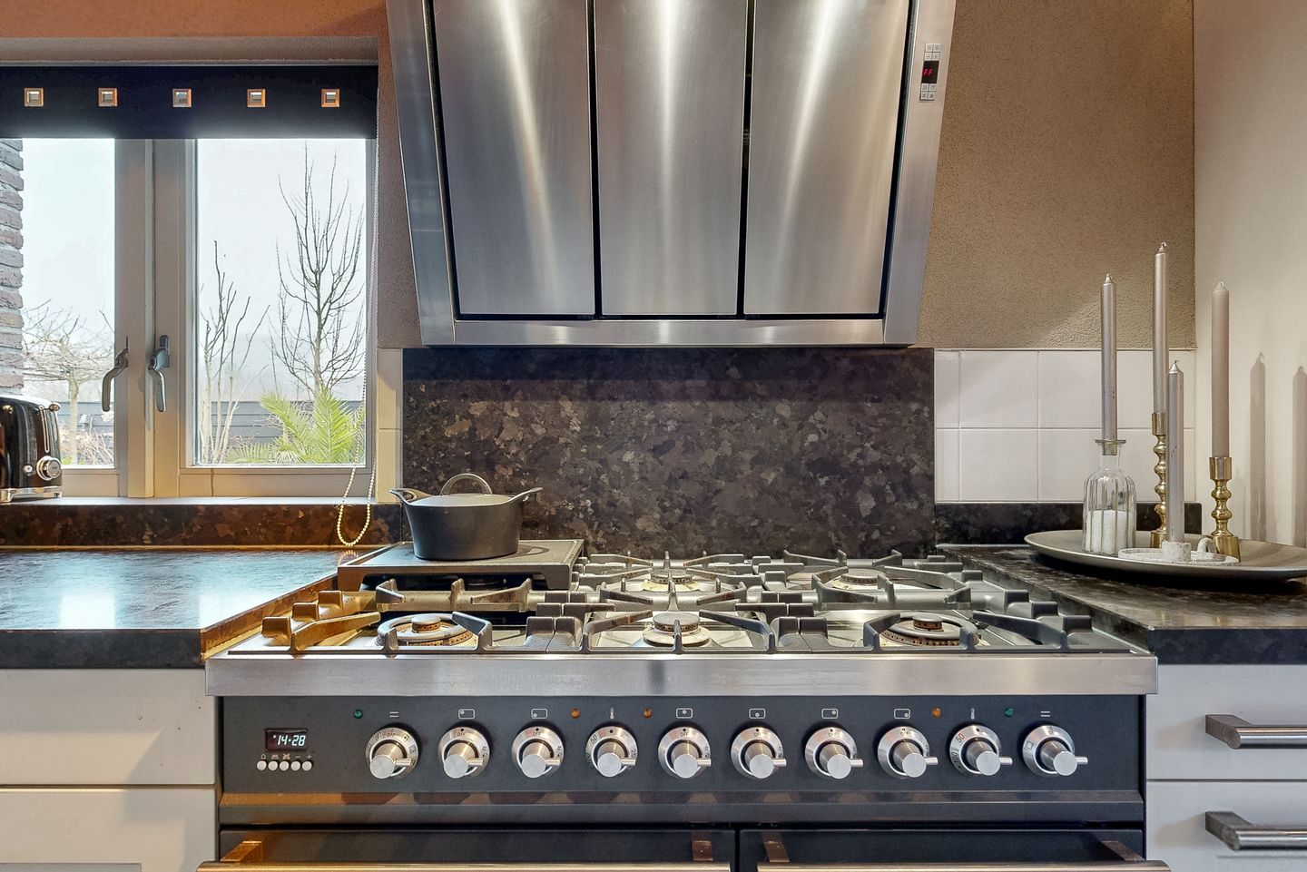 Foto 14 van Rozenstraat 1