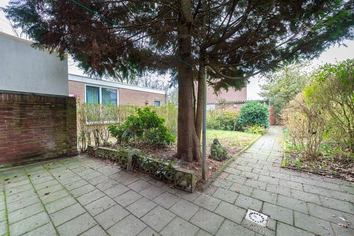 Photo 3 of Van Limburg Stirumlaan 109