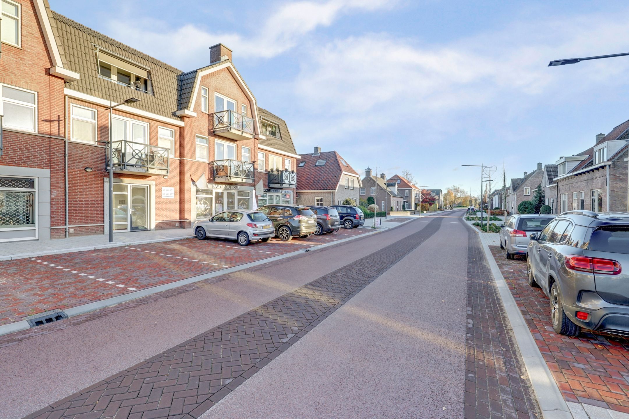 Photo 36 of Burgemeester Magneestraat 65-E