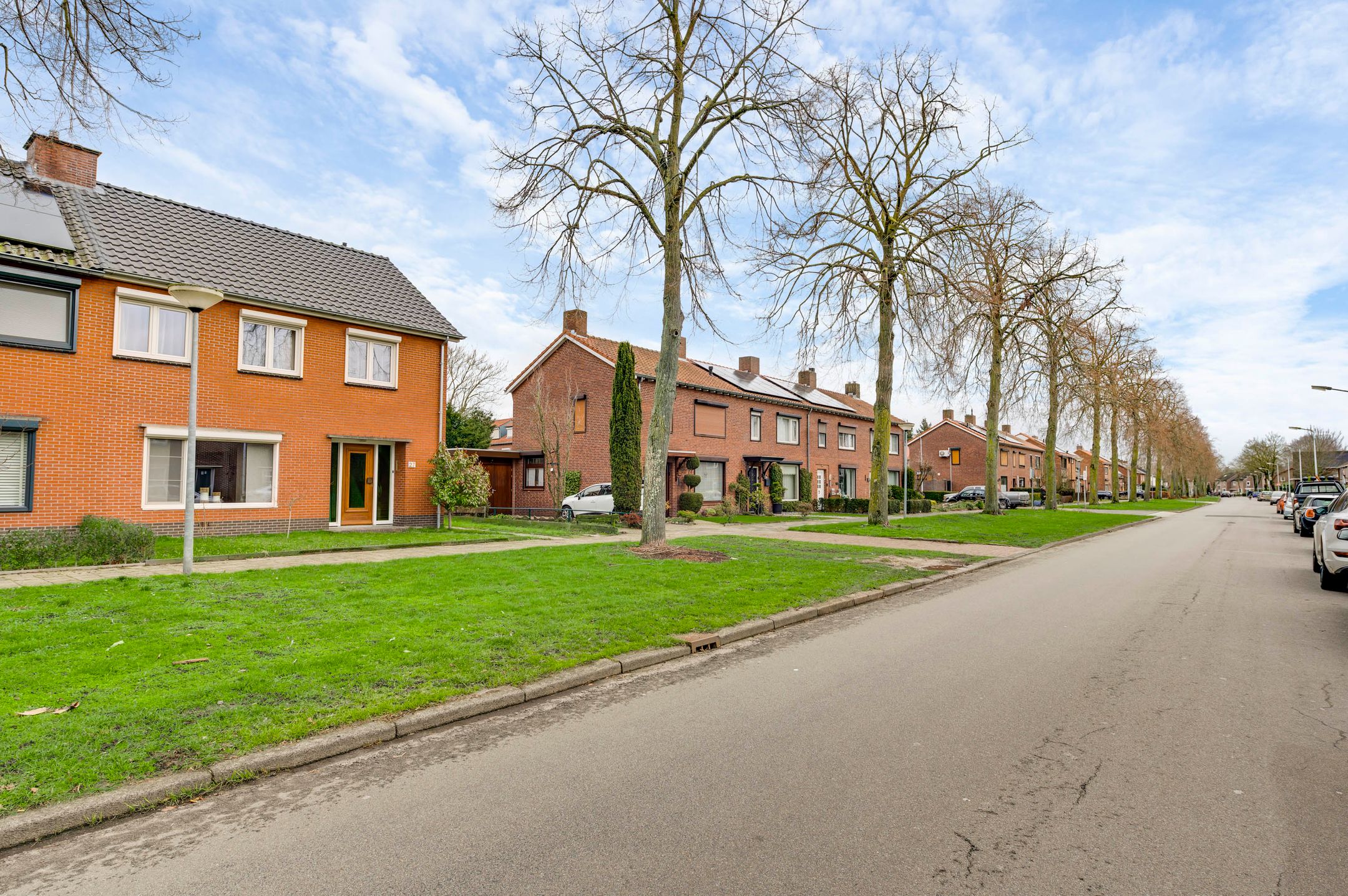 Photo 6 of Overweertstraat 27